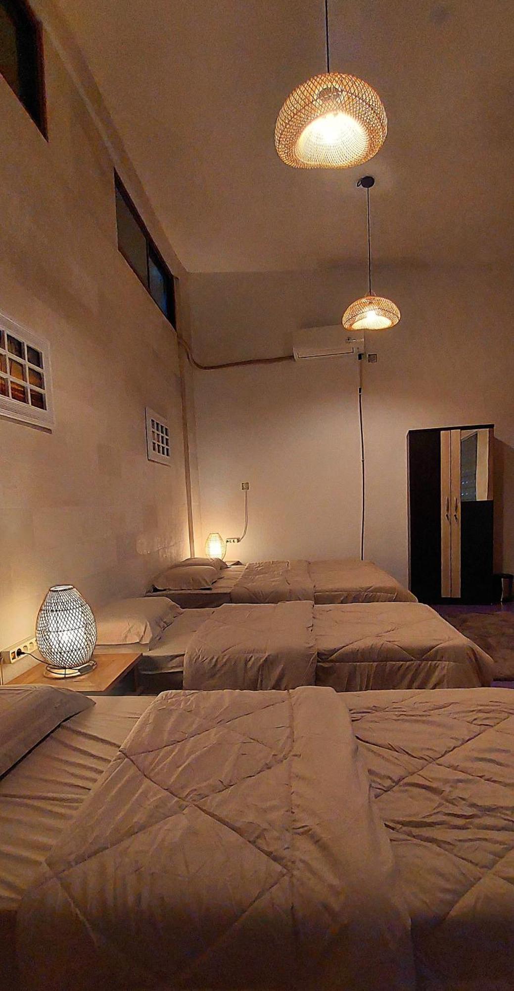 Hustay Guest House - Canggu Exterior photo
